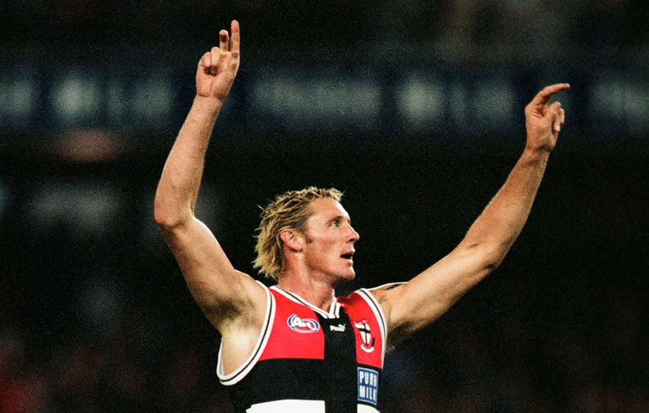 Iconic Saints ruckman Peter Everitt will be inducted into St Kilda's Hall of Fame on 7 March. - St Kilda Saints,Peter Everitt,Hall of Fame